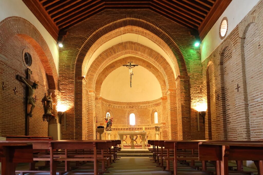 Interior de la iglesia de la Asunción de Peñarandilla